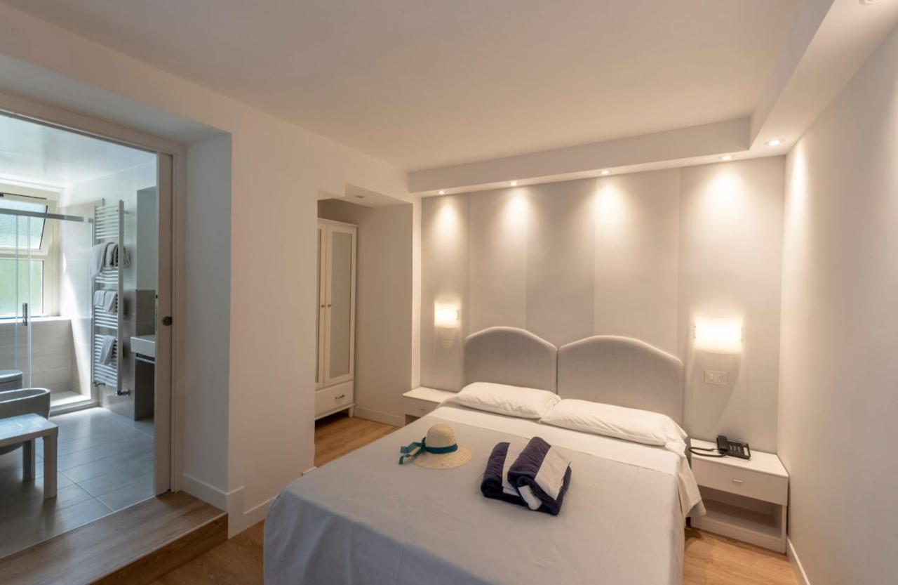 Hotel Beau Rivage Baveno Exterior foto