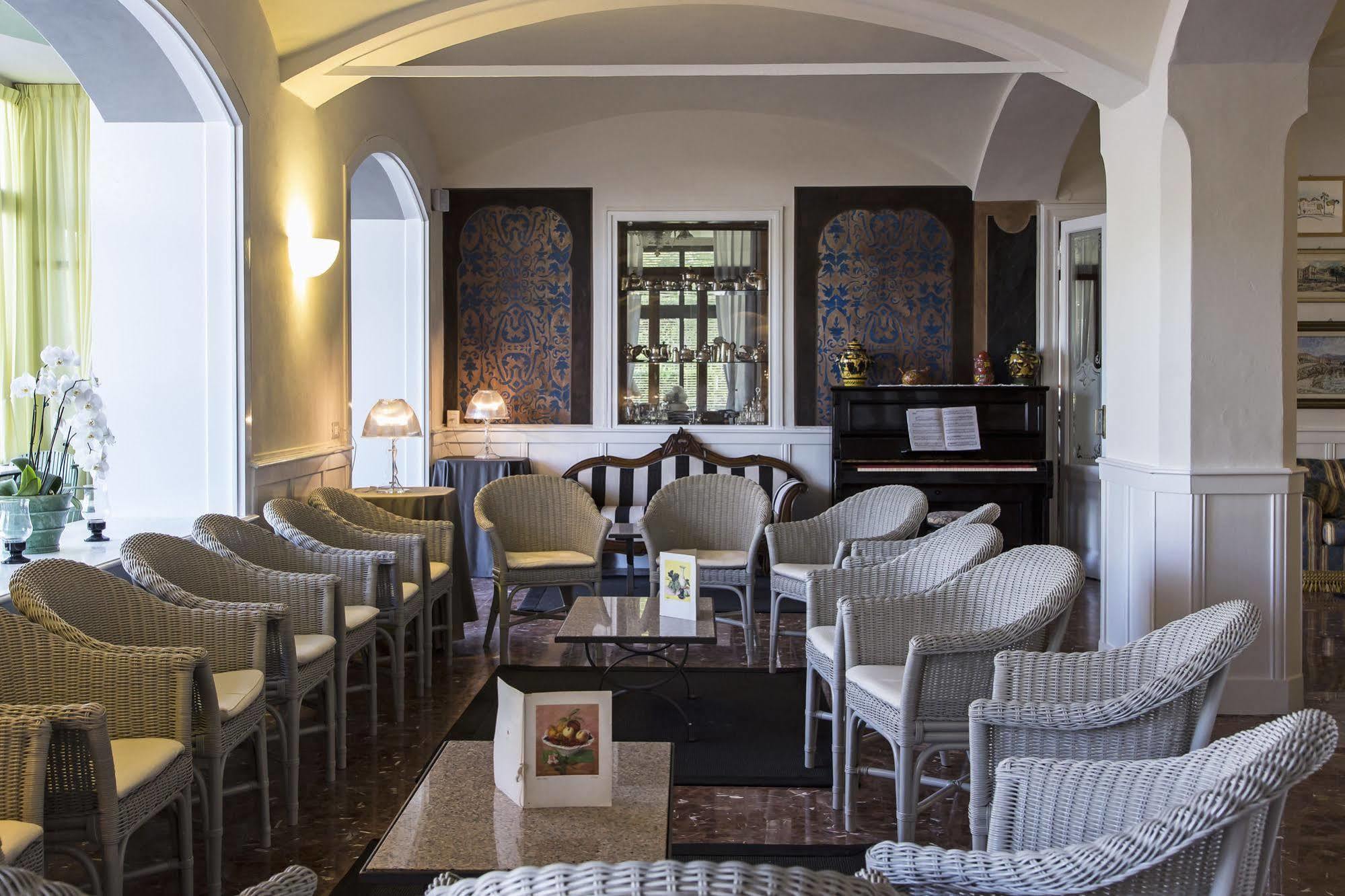 Hotel Beau Rivage Baveno Exterior foto